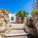 Portynord * Canneto (Lipari)