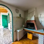Portynord Canneto (Lipari)