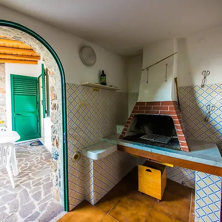 Portynord Canneto (Lipari)