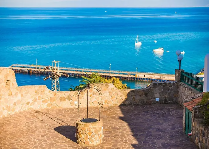 Portynord * Canneto (Lipari)